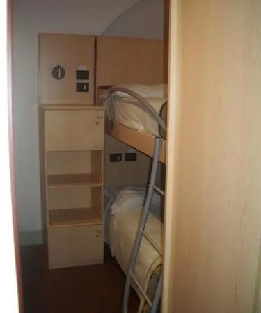 Venetian Hostal *